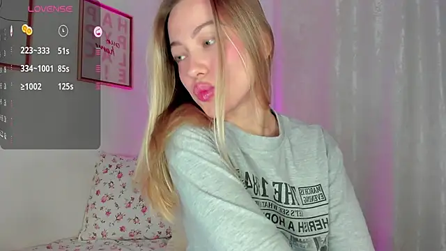 damn cutie online show from March 19, 8:54 pm