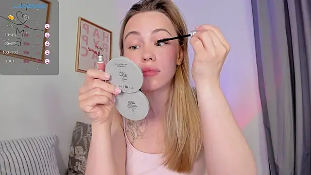 damn cutie online show from October 21, 4:50 pm