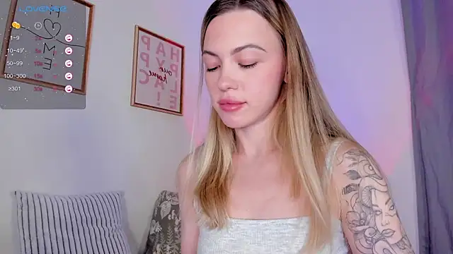 damn cutie online show from November 8, 3:15 pm