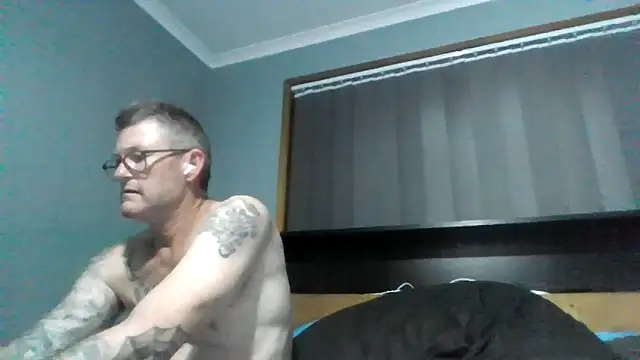 i do requests online show from April 19, 9:43 am