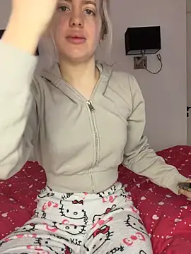 Holly-Glamour online show from April 12, 8:56 pm