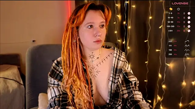 The Full Red Moon online show from November 30, 9:32 am