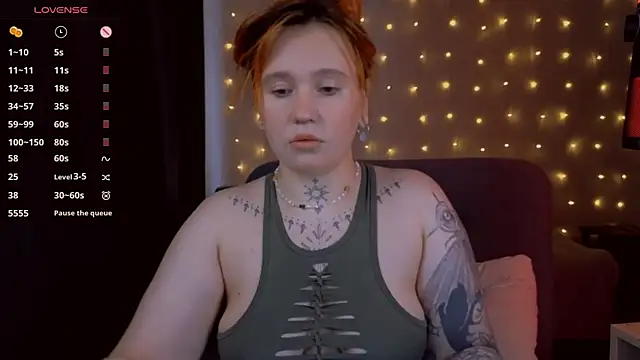 Snapshot of The_Full_Red_Moon chatting on February 21, 5:53 am The Full Red Moon online show from February 21, 5:53 am