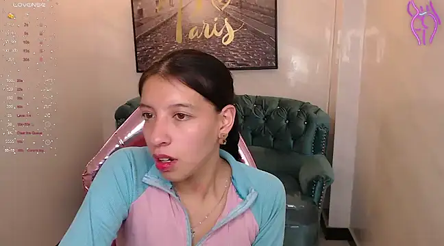 Snapshot of _lucy_v chatting on February 23, 9:55 am lucy v online show from February 23, 9:55 am