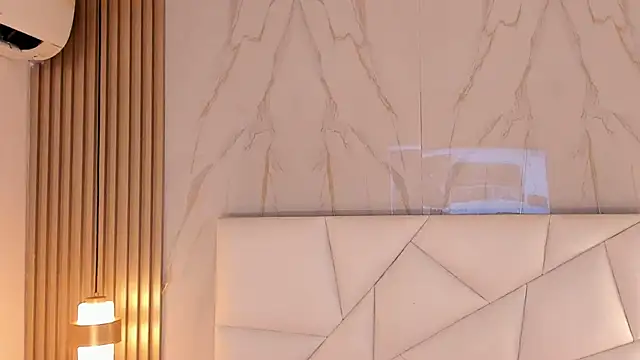 belacampbell online show from December 17, 5:23 am