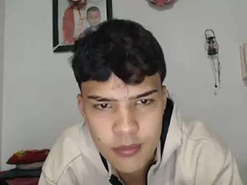masterdaniel88 online show from February 9, 8:34 pm