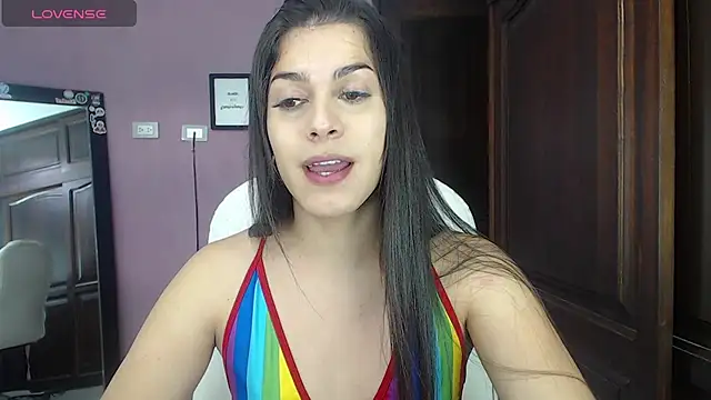 Snapshot of Luciana_Ortiz1 chatting on March 5, 4:46 pm Luciana Ortiz1 online show from March 5, 4:46 pm