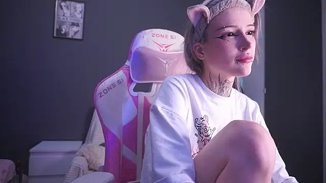 fraulein mooon online show from January 8, 8:26 pm