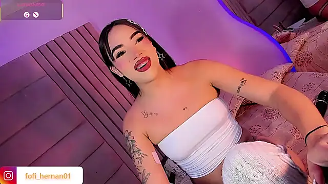 Snapshot of Sofi_hdz chatting on July 17, 9:12 pm Sofi hdz online show from July 17, 9:12 pm