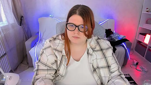 Snapshot of Melissa_Purr chatting on March 9, 8:29 am Melissa Purr online show from March 9, 8:29 am