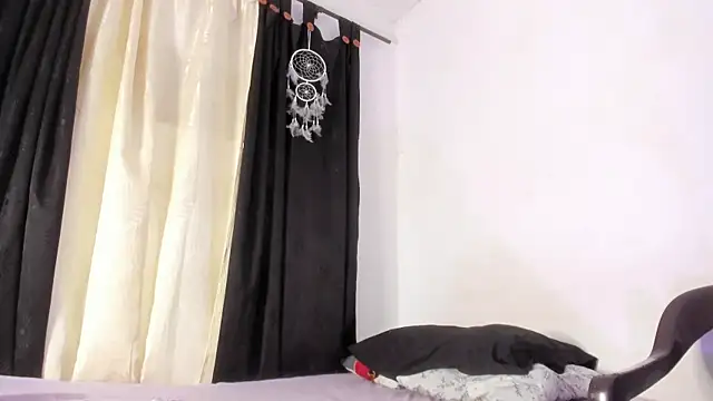 katia  dann online show from October 19, 1:36 pm