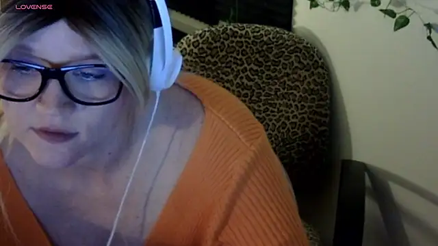 ziggyspice online show from March 22, 2:40 pm