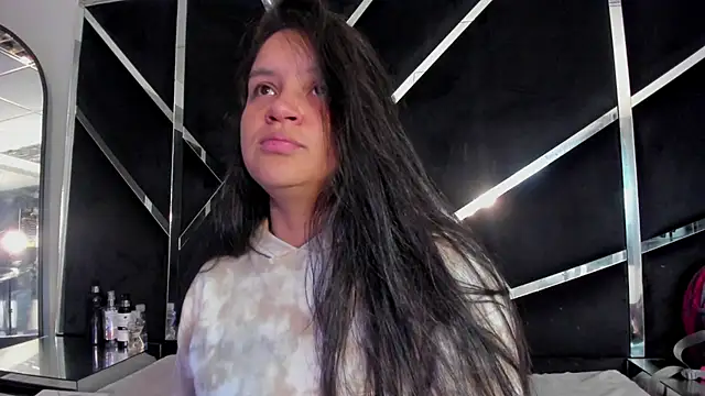 Ivanna18 x online show from November 2, 3:44 am