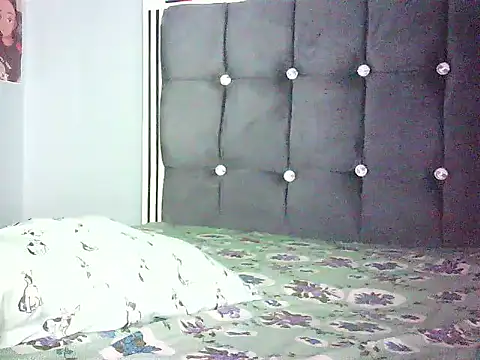 Cryaluna online show from May 20, 6:32 am