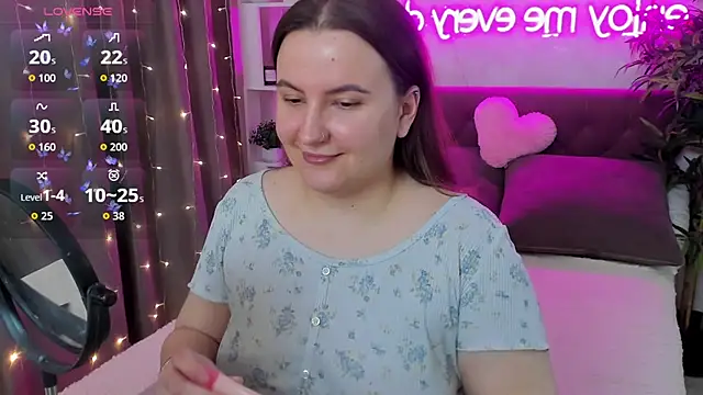 FeralPeach online show from April 4, 3:46 am