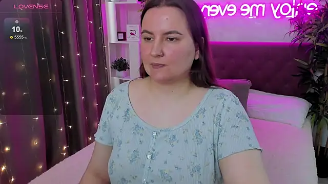 FeralPeach online show from May 24, 8:58 am
