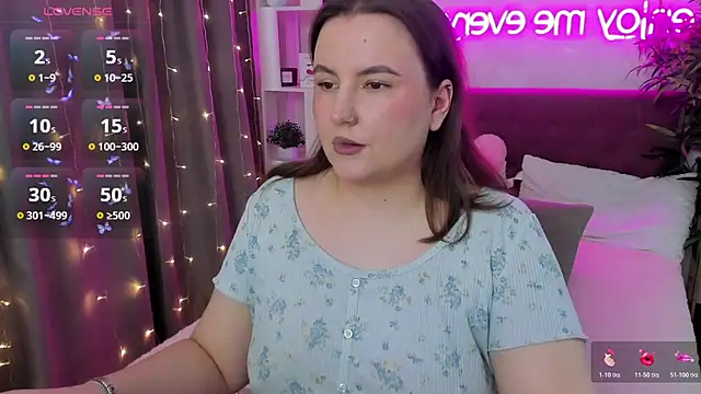 FeralPeach online show from March 19, 6:57 am