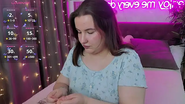 FeralPeach online show from March 20, 7:31 am