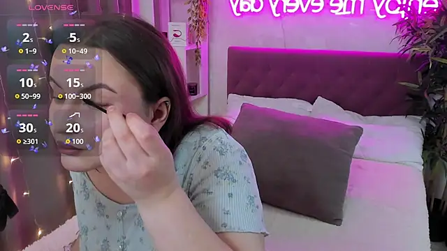 FeralPeach online show from January 15, 4:05 am