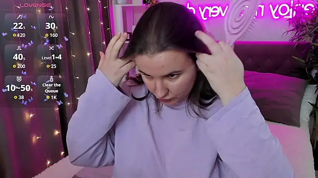 FeralPeach online show from March 14, 6:19 am