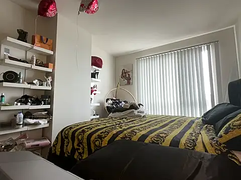 yourgoddessangela online show from March 17, 5:27 pm