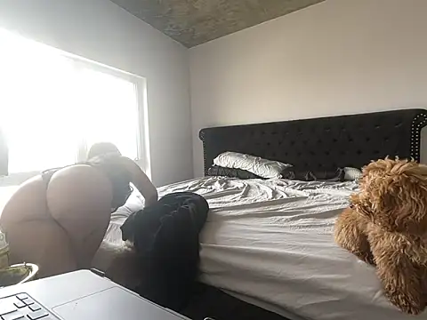 yourgoddessangela online show from March 17, 7:06 pm