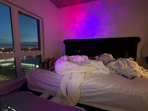 Snapshot of yourgoddessangela chatting on November 29, 9:48 pm yourgoddessangela online show from November 29, 9:48 pm