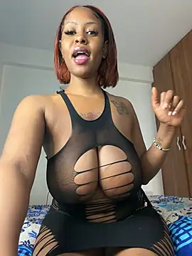 Snapshot of Rose_berry chatting on July 8, 6:14 am Rose berry online show from July 8, 6:14 am