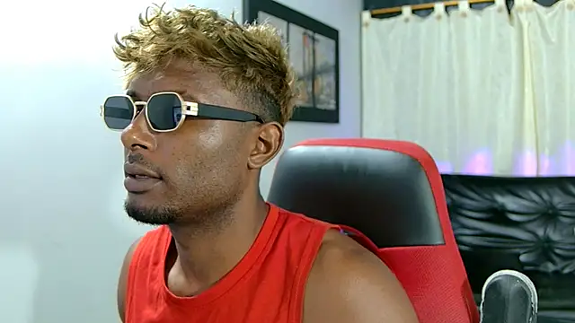 Snapshot of Black_indiian chatting on November 26, 5:07 am Black indiian online show from November 26, 5:07 am