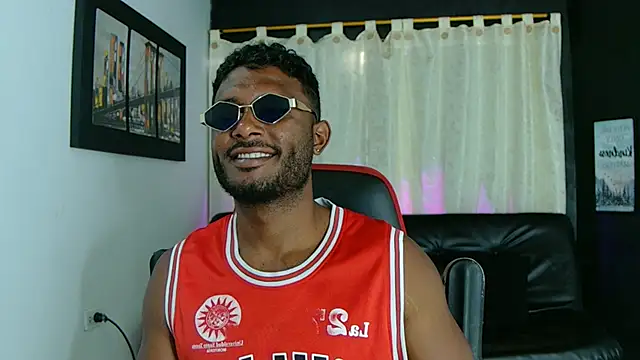 Snapshot of Black_indiian chatting on September 12, 3:01 pm Black indiian online show from September 12, 3:01 pm