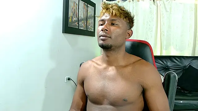 Snapshot of Black_indiian chatting on November 25, 5:02 pm Black indiian online show from November 25, 5:02 pm