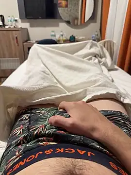 youngermansas online show from September 25, 2:45 pm