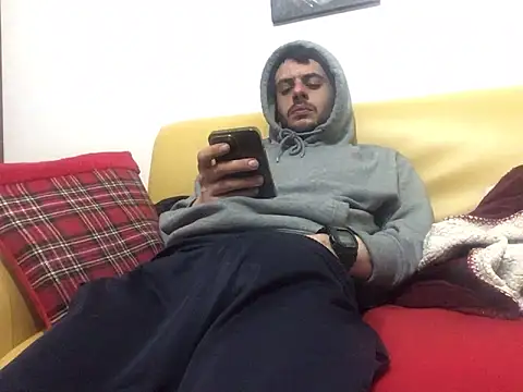 DragonPink online show from February 9, 2:07 pm