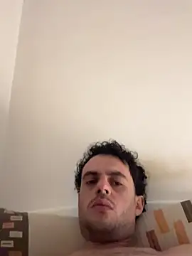 DragonPink online show from April 18, 3:03 pm