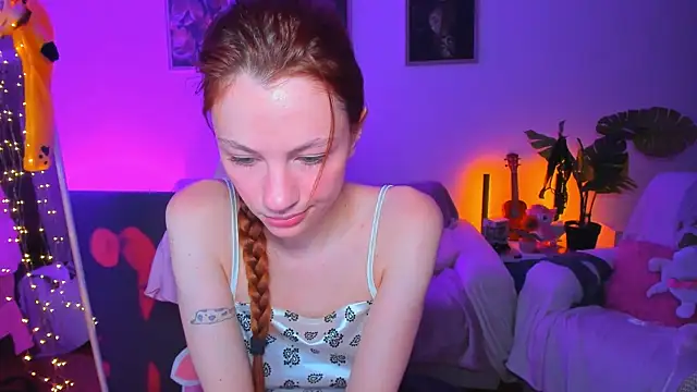 Alyssa Smitt online show from October 16, 12:19 am