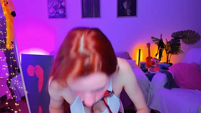 Alyssa Smitt online show from October 27, 12:33 am