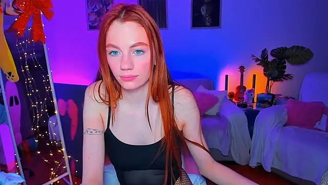 Alyssa Smitt online show from March 9, 11:46 pm