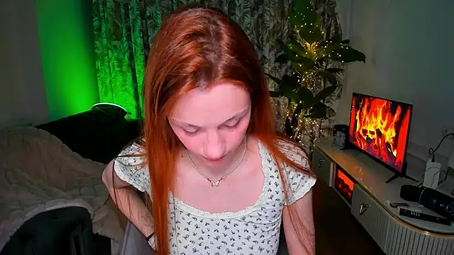 Alyssa Smitt online show from January 10, 11:11 pm