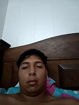 Caluis06 online show from May 10, 7:49 pm