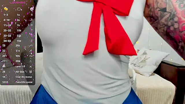 Snapshot of Magic_Allie chatting on February 24, 7:52 pm Magic Allie online show from February 24, 7:52 pm