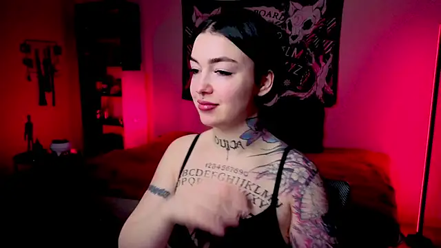 Magic Allie online show from April 14, 6:57 pm