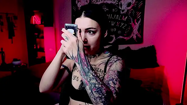 Magic Allie online show from March 18, 7:48 pm