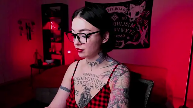 Magic Allie online show from March 6, 7:20 pm