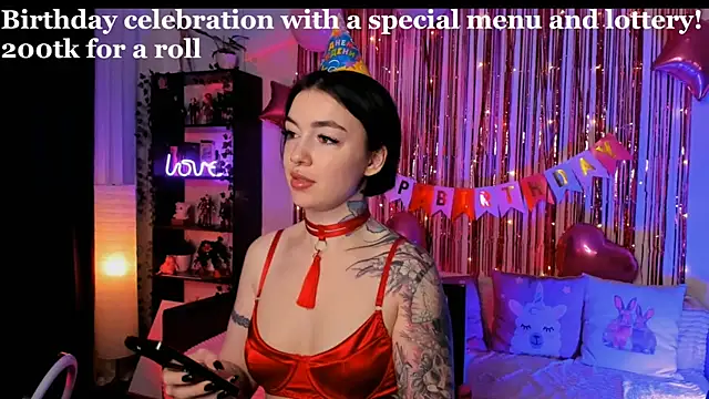 Snapshot of Magic_Allie chatting on October 5, 7:48 pm Magic Allie online show from October 5, 7:48 pm