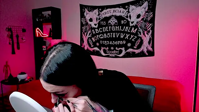 Magic Allie online show from March 28, 7:48 pm