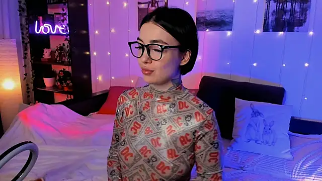 Snapshot of Magic_Allie chatting on September 28, 7:21 pm Magic Allie online show from September 28, 7:21 pm