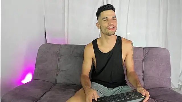 MorganFrei online show from December 20, 8:01 pm