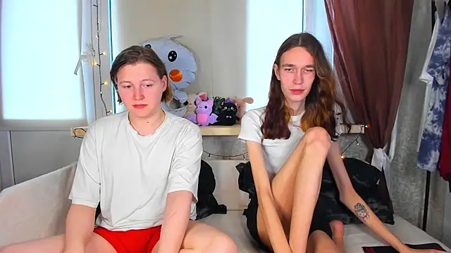 Calvin and Kevin online show from October 17, 4:49 am