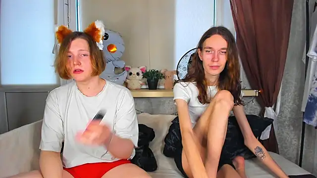 Calvin and Kevin online show from October 13, 7:21 am