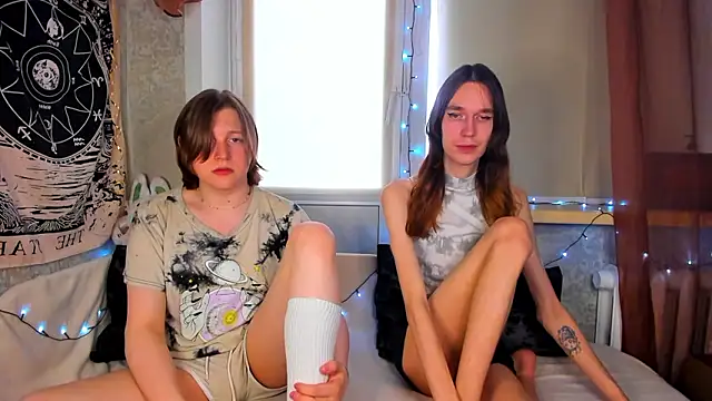 Calvin and Kevin online show from February 1, 5:49 am